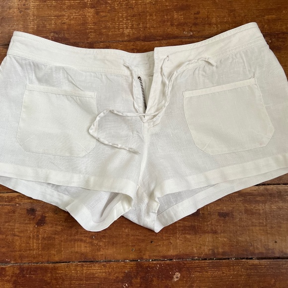 Vintage Guess booty shorts - Picture 1 of 7